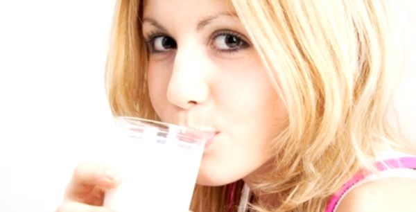 Кефир при гастрите: можно ли пить кисломолочные напитки