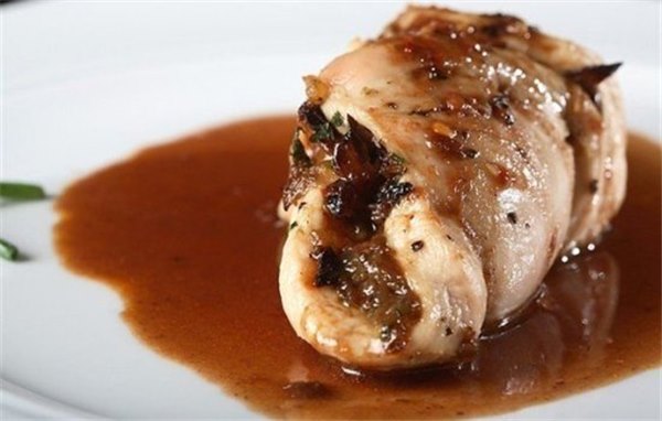 Куриная грудка в соевом соусе – пикантное диетическое блюдо с нежным ароматом
