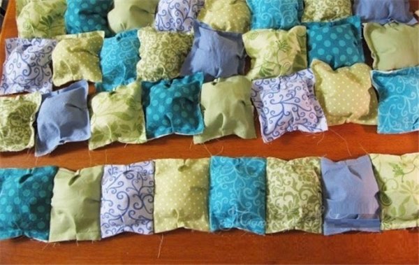 Одеяло бонбон своими руками – различие техник. Как сшить нежное одеяло бонбон своими руками в домашних условиях
