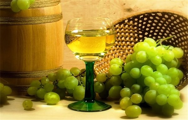 Вино из белого винограда: основные этапы приготовления плодово-ягодных вин