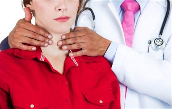 Воспаление щитовидной железы: причины, симптомы