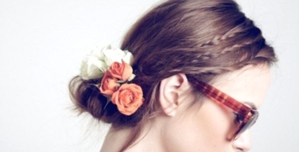 Цветы для волос своими руками - традиции на службе моде