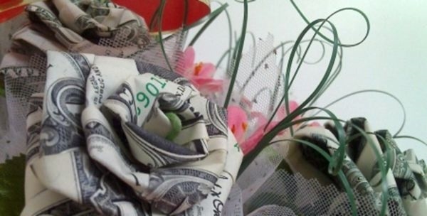 Цветы из денег своими руками: букет роз
