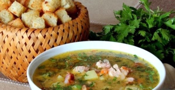 gorohovij sup s kopchenostyami recept s davnej istoriej