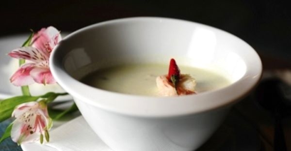 Изысканная кулинария: сливочные супы с морепродуктами