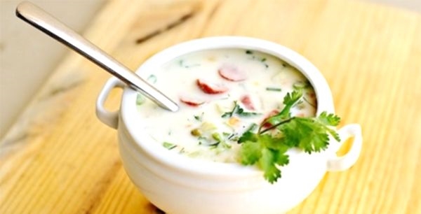 Окрошка на кефире: рецепт холодного супа за десять минут