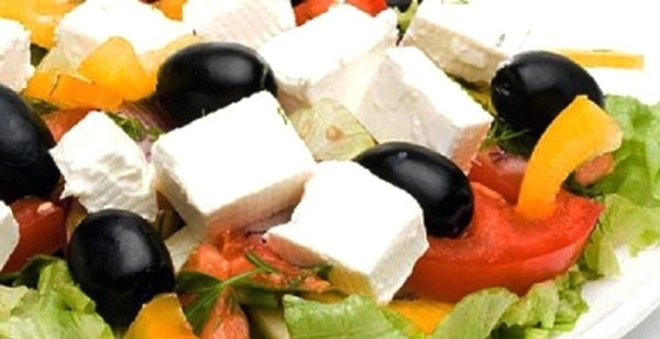 Салат с оливками и кукурузой, а также другие салаты с оливками