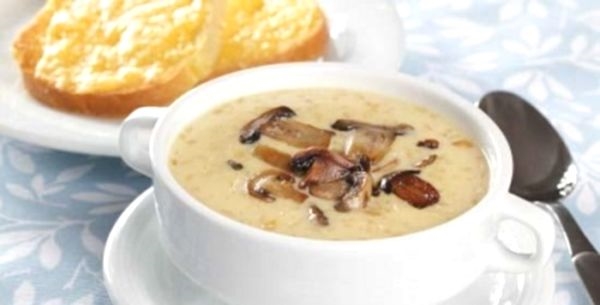 Сырный суп: готовим классическое французское блюдо с шампиньонами