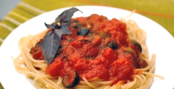 Как итальянцы едят спагетти