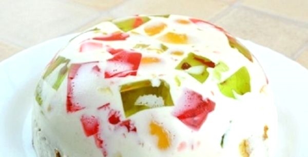 Желейный торт «Битое стекло»: холодный десерт для жаркого лета