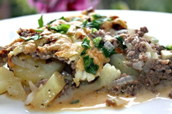 4 рецепта картофельной запеканки с грибами и фаршем