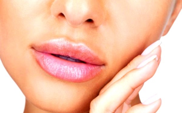 Причины сухости губ и лечение в домашних условиях