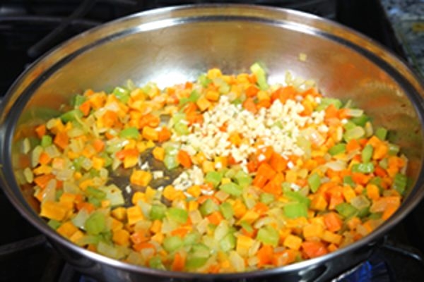 Рецепт каши из чечевицы в мультиварке с бараниной, курой и овощами