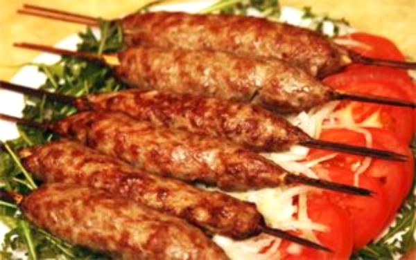 Рецепт люля-кебаб дома: готовим из любимого мяса на сковороде или в духовке!