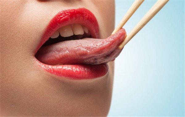 Болит кончик языка – маленькая неприятность или серьёзный симптом