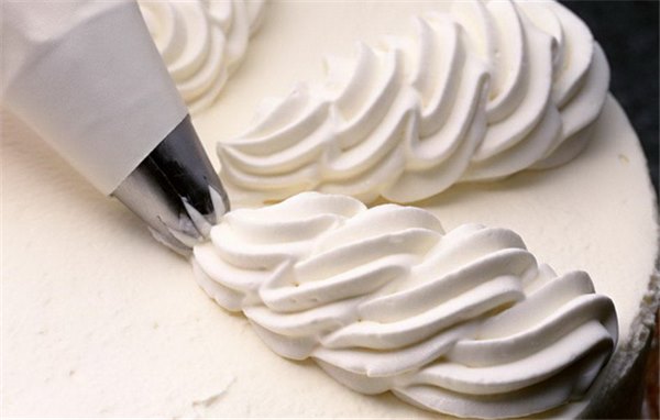 Крем из сливок для торта – просто! Лучшие кондитерские рецепты быстрого приготовления крема из сливок для торта и пирожных