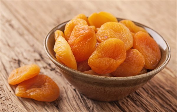 Курага или высушенный абрикос: полезен или вреден для здоровья