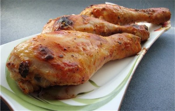 Куриные голени в духовке на праздники и в будни. Какой рецепт куриных голеней в духовке понравится вам больше?