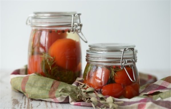 Маринад для помидоров – главный герой томатной заготовки