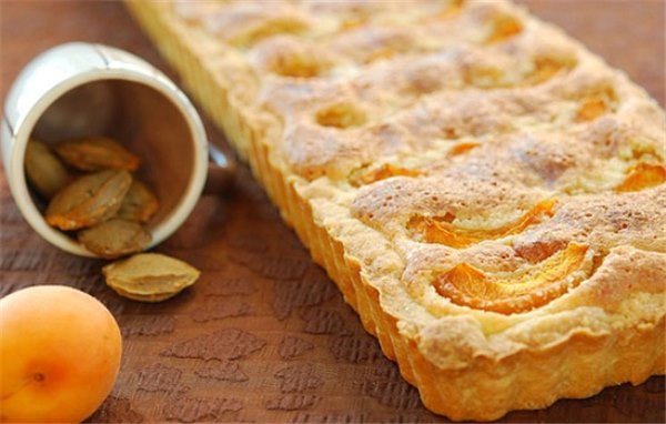Песочный пирог с абрикосами – рассыпчатый и сочный! Рецептуры песочных пирогов с абрикосами для вкусного чаепития