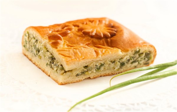Пирог с зеленым луком на кефире – вкусная домашняя выпечка