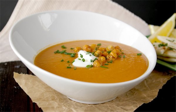 Польза во вкусном домашнем постном супе из чечевицы
