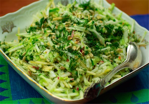 Салат со свежим огурцом - подборка лучших рецептов. Как правильно и вкусно приготовить салат со свежим огурцом.