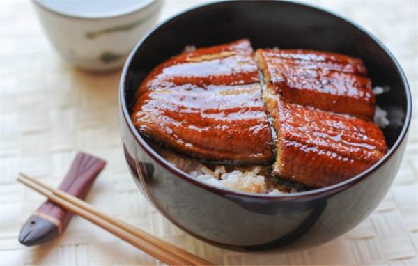 Соус «Унаги» – он не только для японских блюд