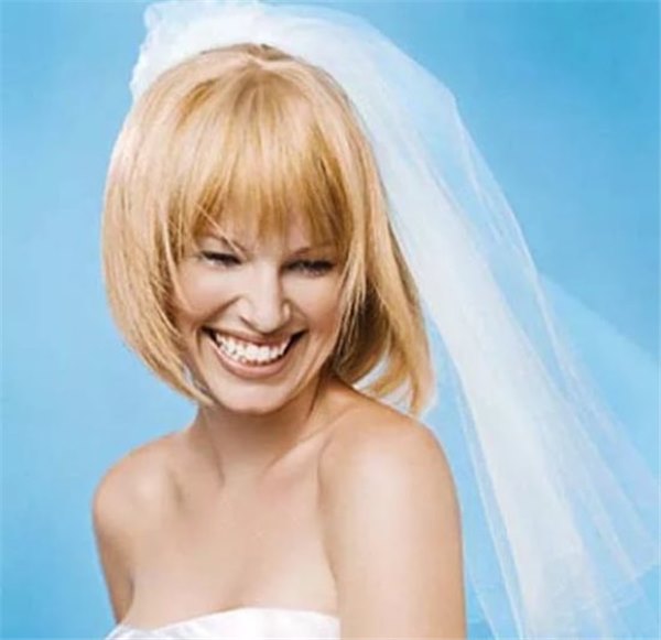 Свадебные прически на короткие волосы - просто, стильно, красиво. Современные тренды свадебных укладок на короткие волосы (фото)