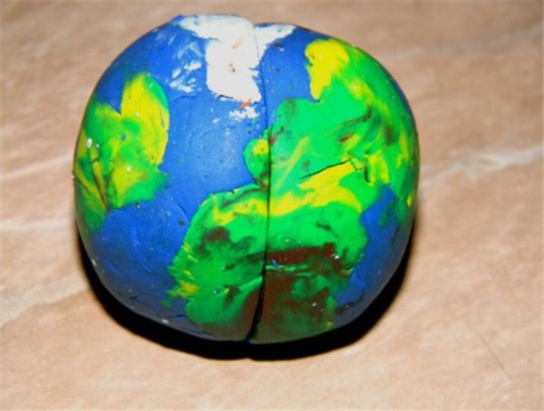Земля из пластилина своими руками: простые решения. Как сделать модель земли из пластилина своими руками